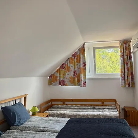 Siofoki Nyaralohaz Feriehus *