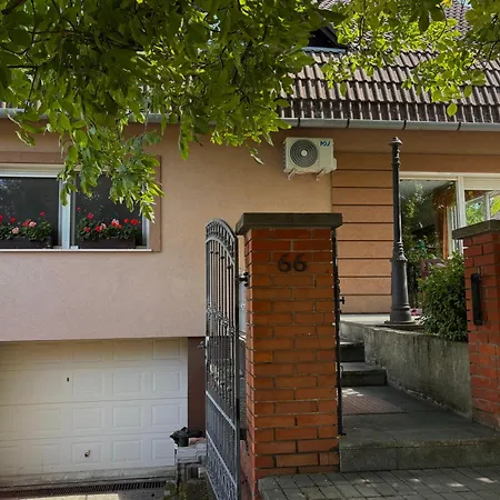 Siofoki Nyaralohaz * Siófok